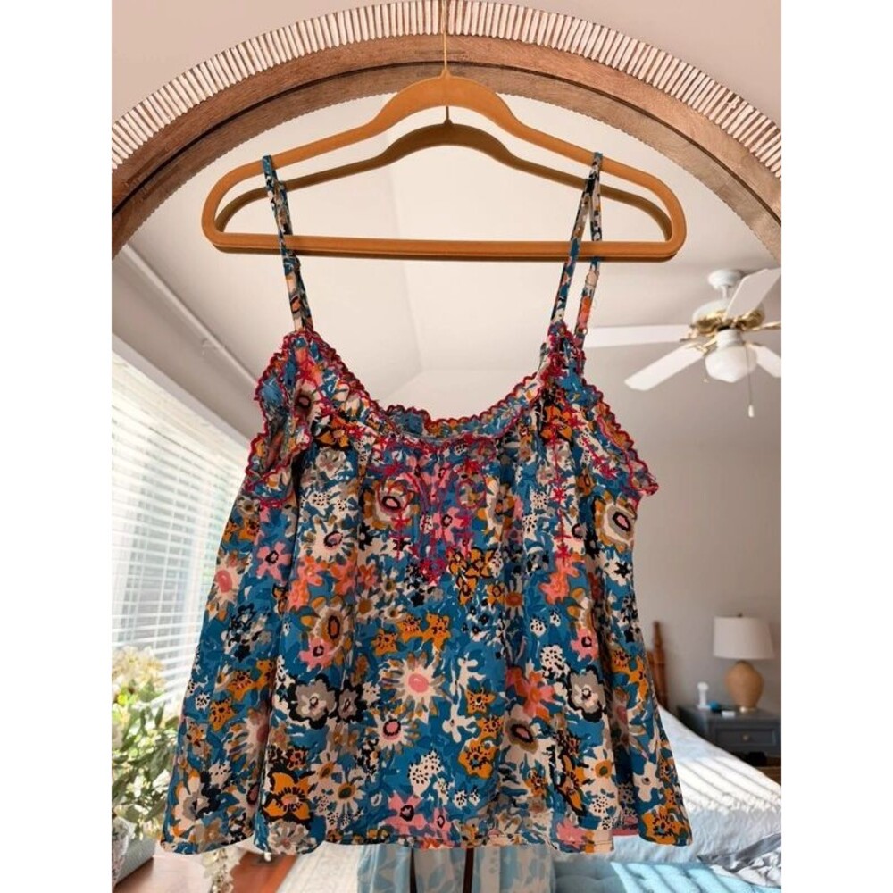 Natural Life Floral Embroidered Cami Top M Blue Boho 100% Rayon Adjustable